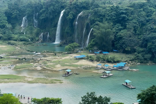 waterfalls and tourist viewing shelters